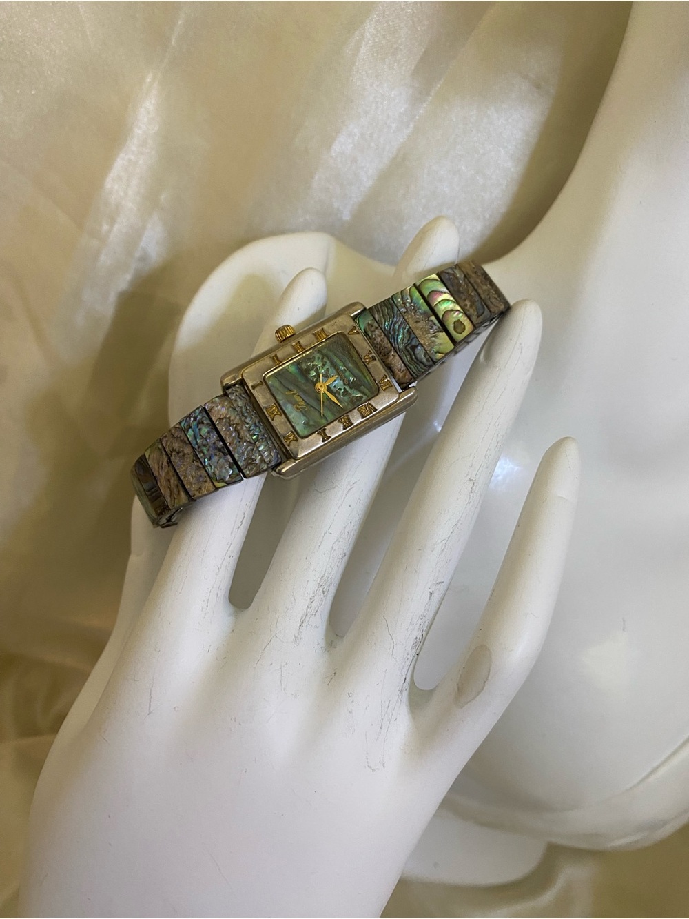 Vintage 80s Ling Genuine Abalone Shell Bracelet Watch Hong Kong Stretch Band